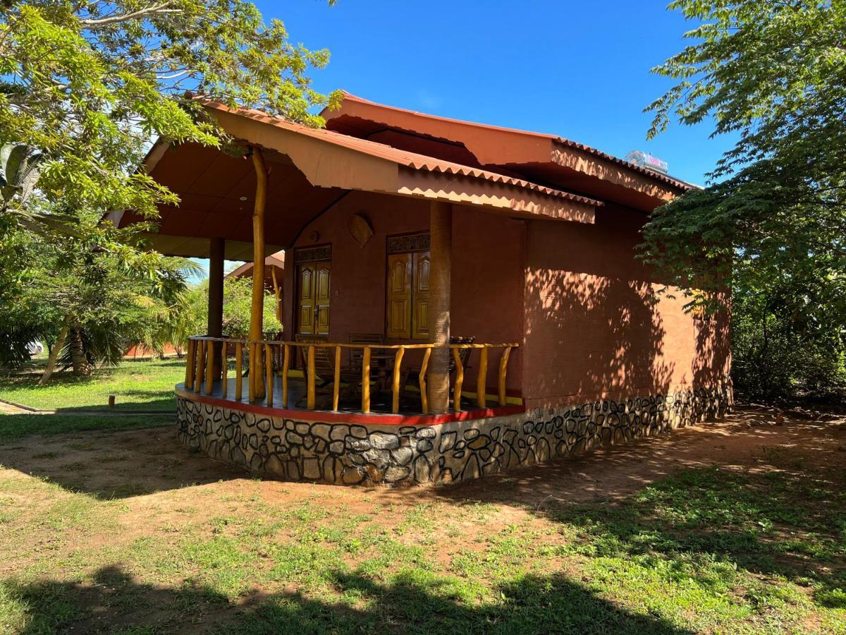 Yala Peace Cottages Tissamaharama Exterior foto